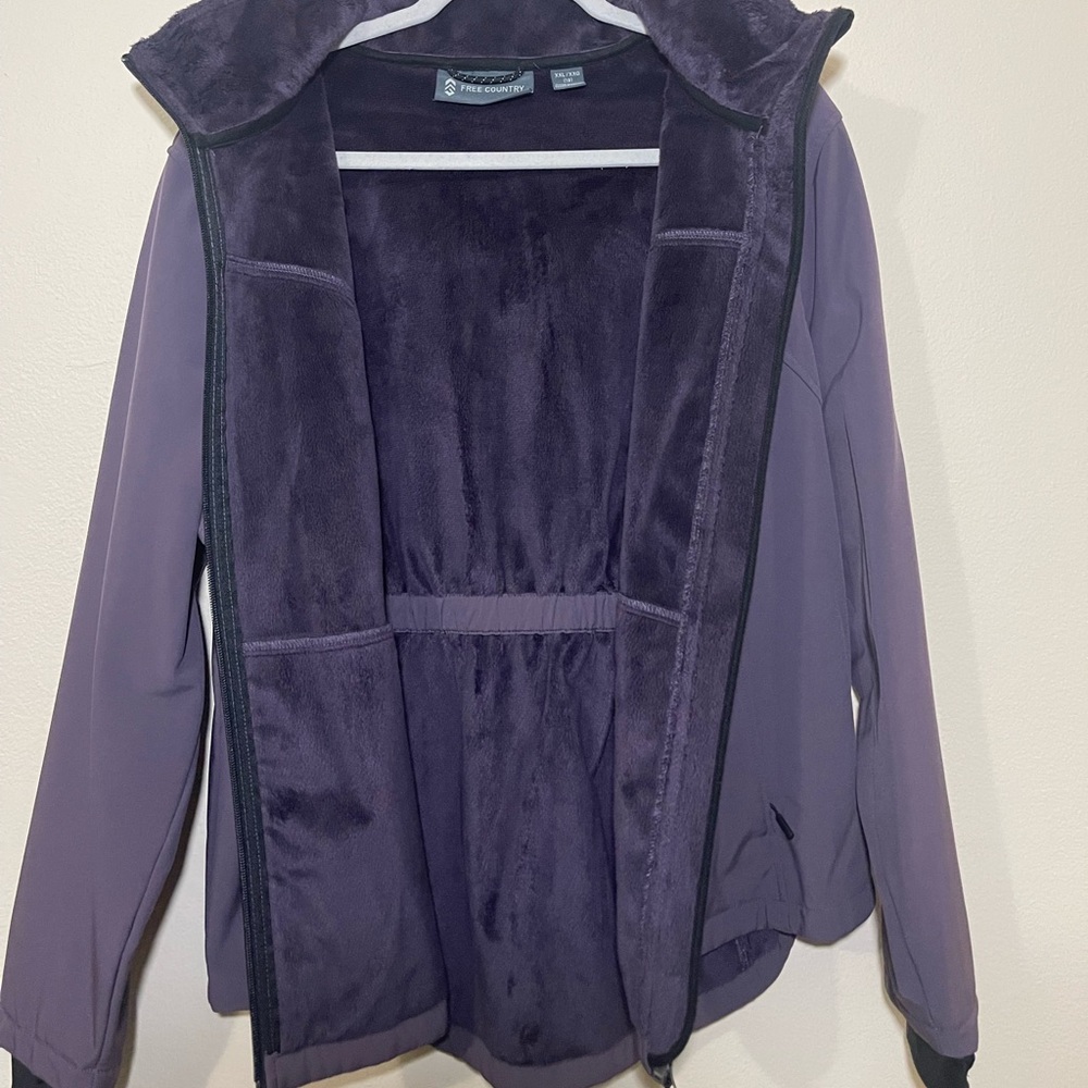 Women's Freecycle Super Softshell Jacket - image 2